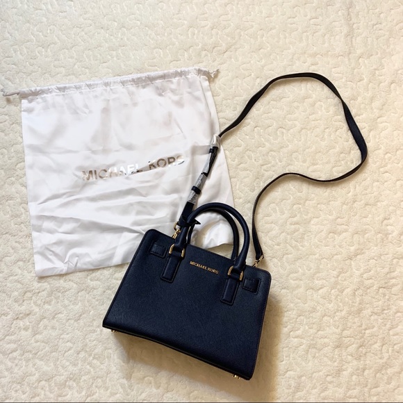 Michael Kors Purse - Picture 4 of 4